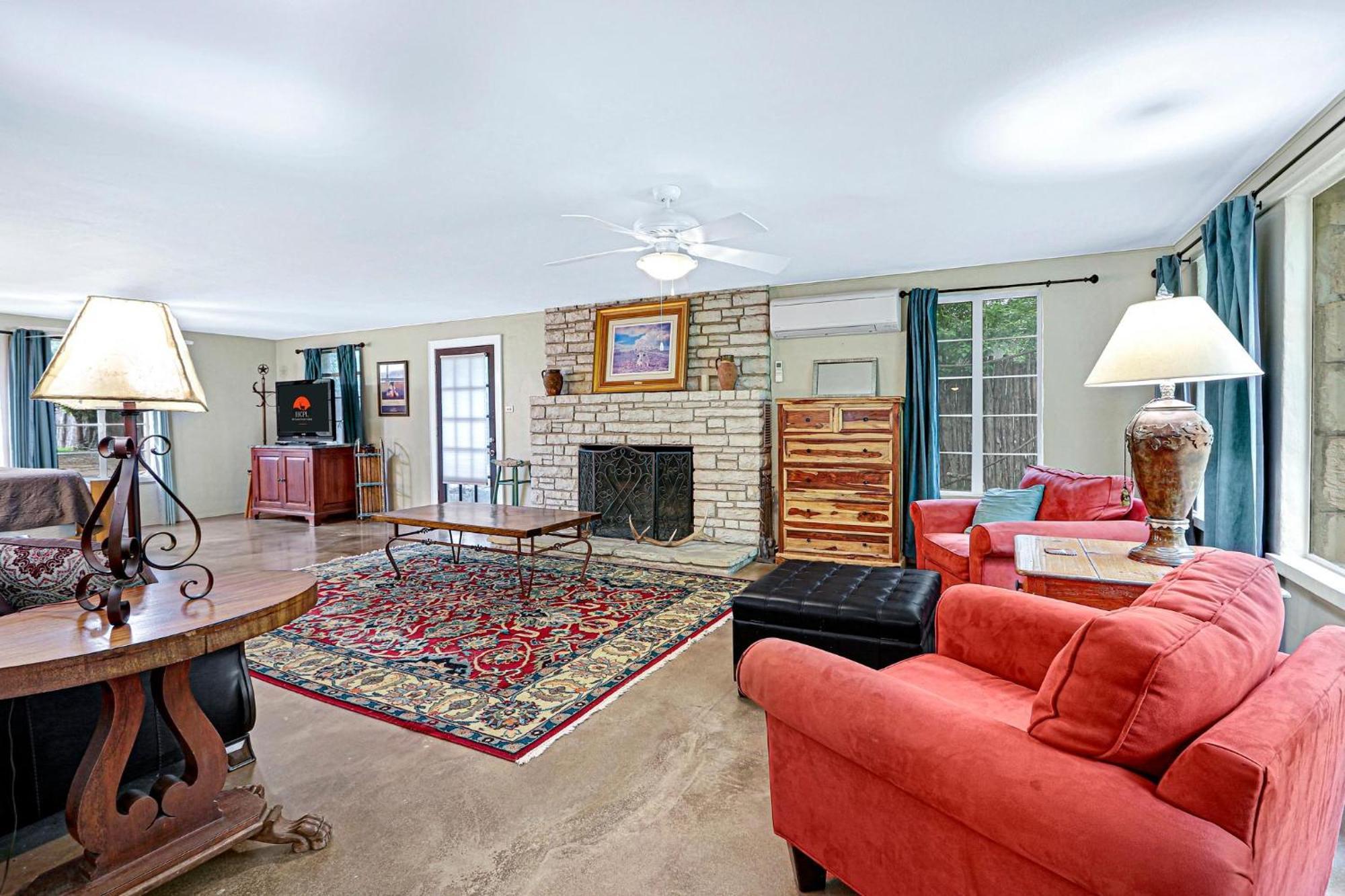 Rock House On Cypress Creek Villa Wimberley Exterior photo